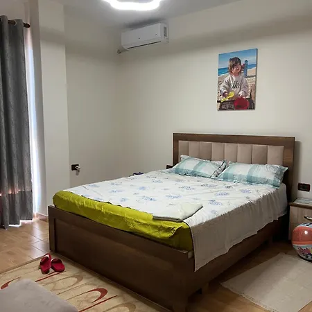 Mei Apartment Lägenhet Golem (Tirana)